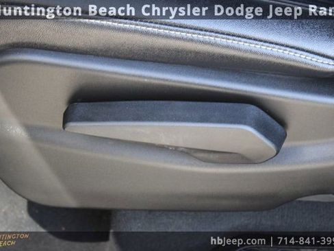 Used 2024 Jeep Grand Cherokee L Limited w/ Luxury Tech Group II image 41