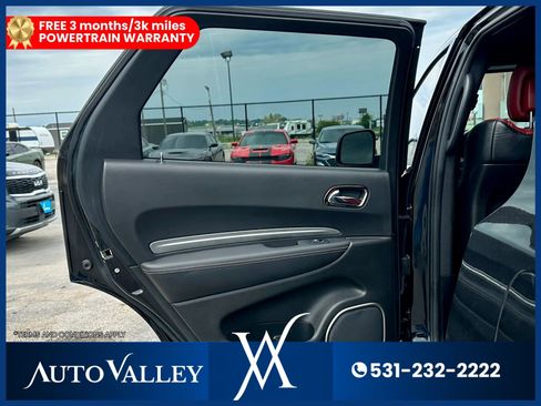 Used 2018 Dodge Durango SRT w/ SRT Interior Appearance Group AWD/4WD image 22