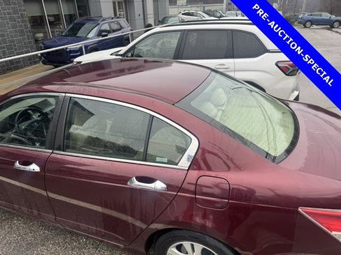 Used 2010 Honda Accord LX-P image 3