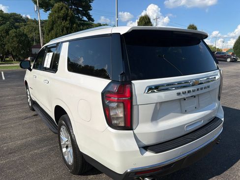 Used 2021 Chevrolet Suburban Premier w/ Max Trailering Package AWD/4WD image 3