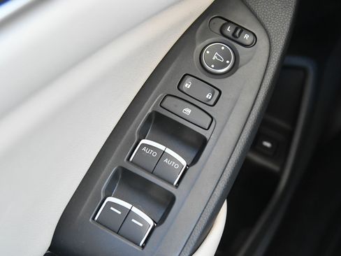 Used 2021 Honda Accord Hybrid image 33