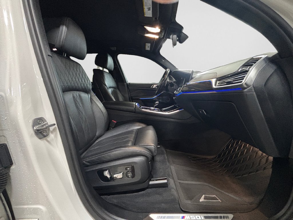 Used 2020 BMW X5 M50i w/ Executive Package AWD/4WD image 15