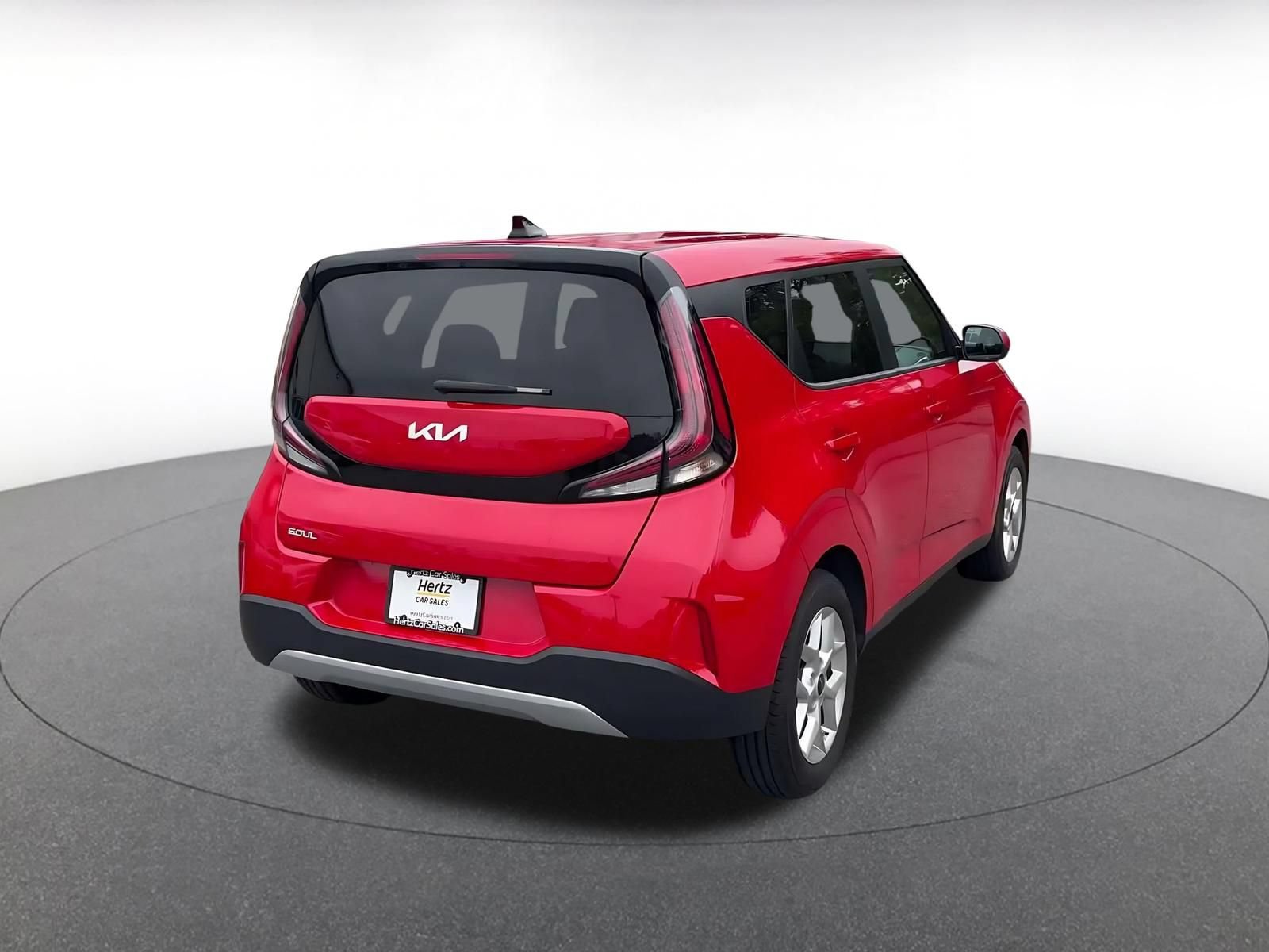 Used 2025 Kia Soul LX w/ LX Technology Package FWD image 12