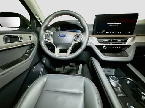 New 2026 Ford Explorer Active w/ Active Comfort Package AWD/4WD image 28