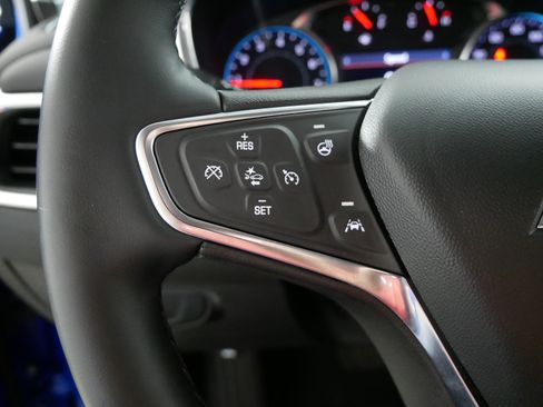 Used 2024 Chevrolet Equinox LT AWD/4WD image 27