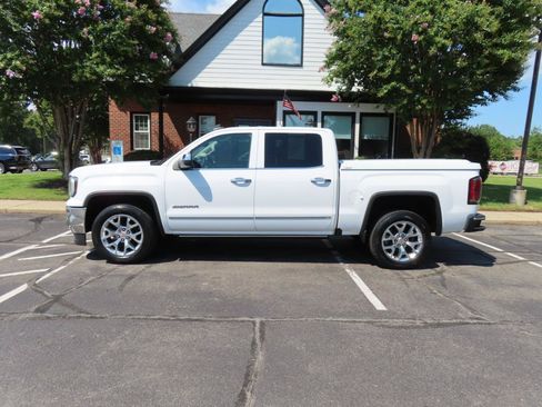 Used 2017 GMC Sierra 1500 SLT w/ SLT Premium Package RWD image 3