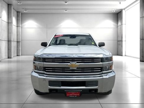 Used 2018 Chevrolet Silverado 2500 W/T w/ Snow Plow Prep Package AWD/4WD image 2