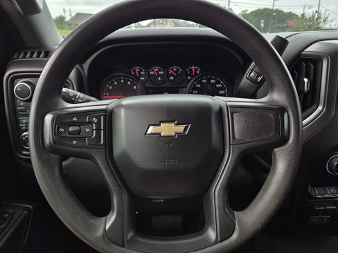Used 2024 Chevrolet Silverado 2500 Custom w/ Custom Value Package AWD/4WD image 20