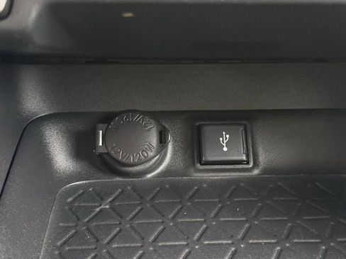 Used 2021 Toyota RAV4 XLE Premium FWD image 22