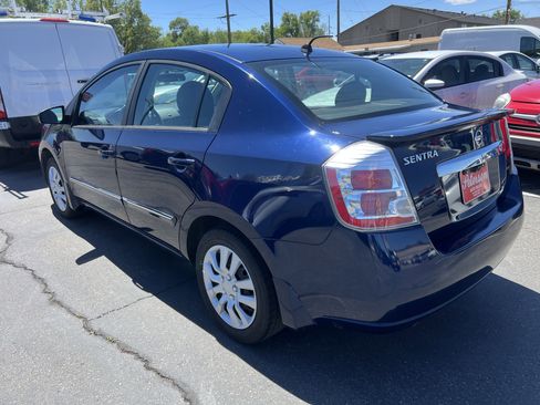 Used 2011 Nissan Sentra 2.0 S w/ Convenience Pkg FWD image 6