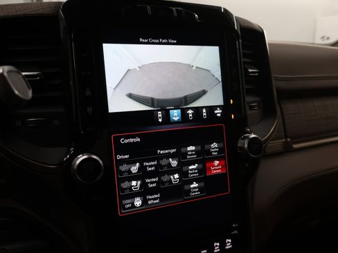 Used 2019 RAM 2500 Limited AWD/4WD image 17