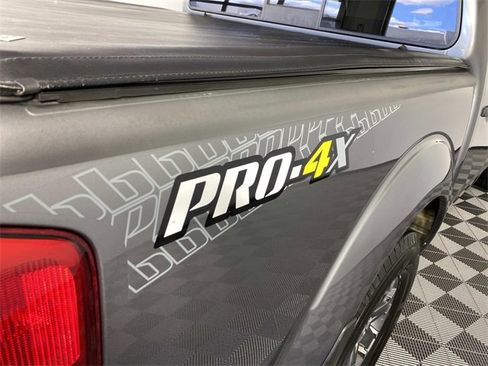 Used 2021 Nissan Frontier PRO-4X w/ Pro-4x Utility Package image 11