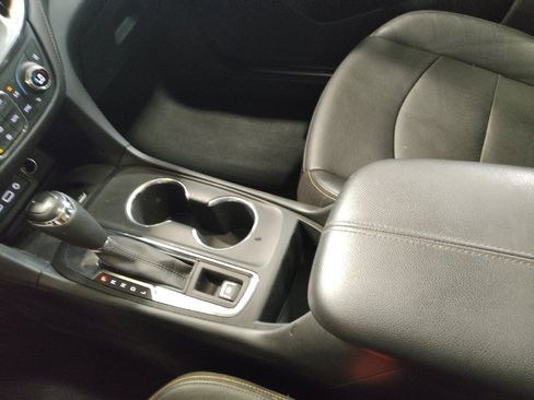 Used 2021 Chevrolet Equinox Premier FWD image 26