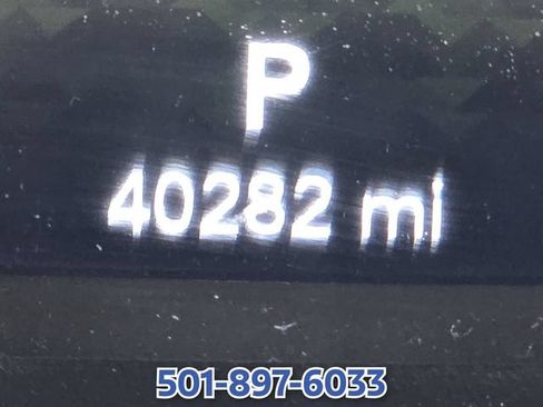 Used 2024 Jeep Wrangler Unlimited Sahara AWD/4WD image 24