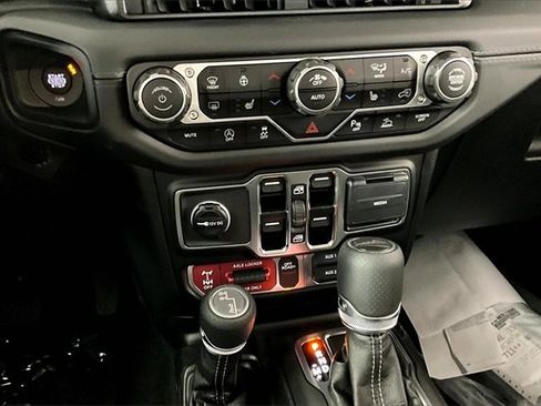 New 2025 Jeep Gladiator Mojave w/ Safety Group image 7