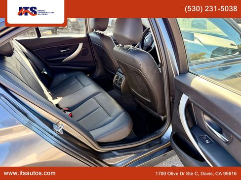 Used 2016 BMW 320i Sedan image 12