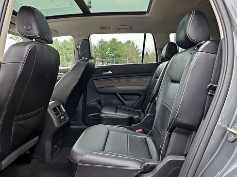 Certified 2022 Volkswagen Atlas SEL image 11