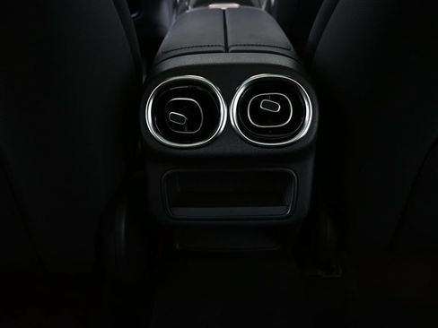Certified 2023 Mercedes-Benz GLC 300 4MATIC image 17