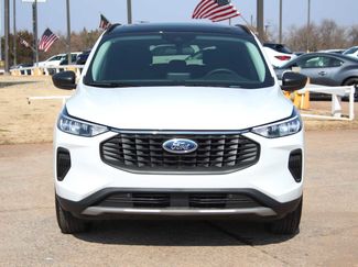 New 2026 Ford Escape Active w/ Cold Weather Package FWD video 2