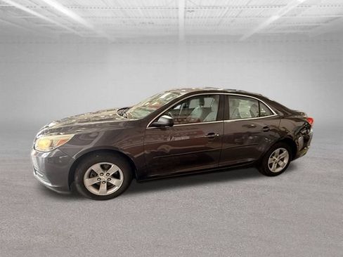 Used 2013 Chevrolet Malibu LS w/ Protection Package FWD image 4