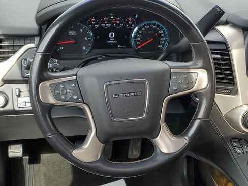 Used 2017 GMC Yukon XL Denali w/ Open Road Package AWD/4WD image 11