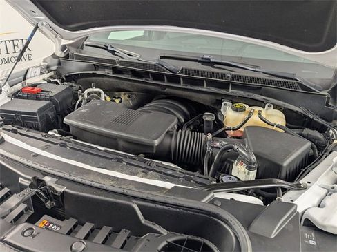 Certified 2023 GMC Yukon XL Denali image 38