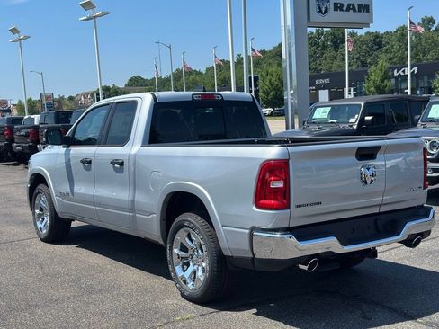 New 2026 RAM 1500 Big Horn AWD/4WD image 14