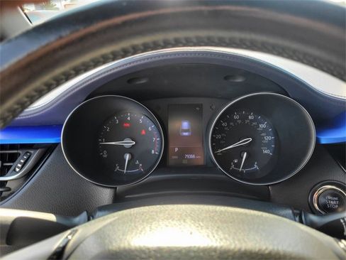 Used 2020 Toyota C-HR LE image 25