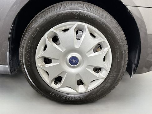 Used 2016 Ford Transit Connect XLT image 31