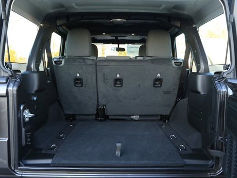 New 2026 Jeep Wrangler Sport AWD/4WD image 10