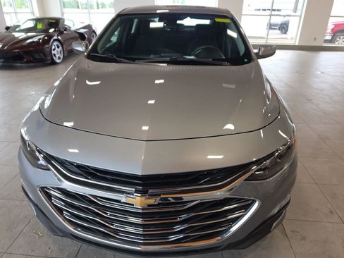Used 2024 Chevrolet Malibu LT FWD image 3