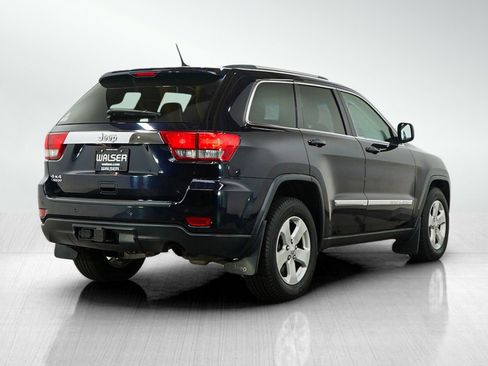 Used 2011 Jeep Grand Cherokee Laredo image 5