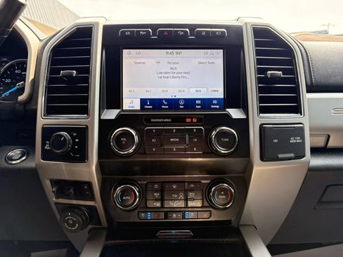 Used 2020 Ford F350 Lariat w/ Lariat Ultimate Package AWD/4WD image 20