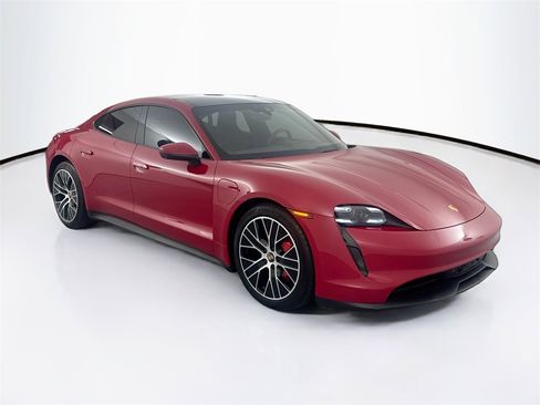 Used 2020 Porsche Taycan 4S image 3