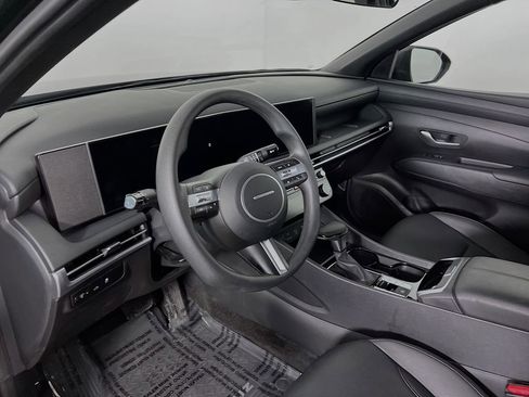 Certified 2025 Hyundai Santa Cruz SEL image 10