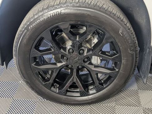 Used 2025 Chevrolet Tahoe RST w/ RST Capability Package image 10