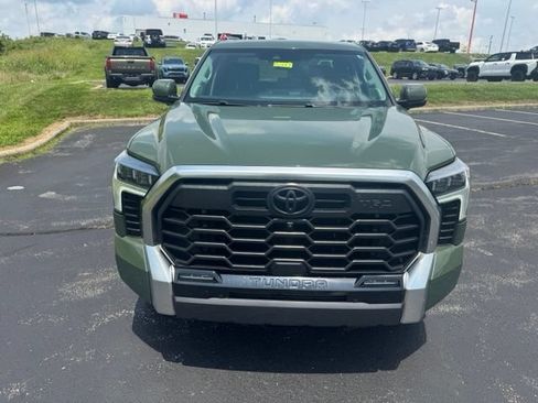 Used 2023 Toyota Tundra Limited w/ TRD Off-Road Package AWD/4WD image 8