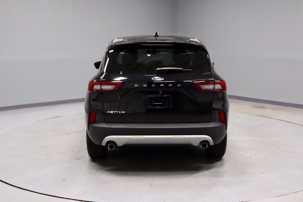 Certified 2024 Ford Escape Active w/ Cold Weather Package FWD image 10