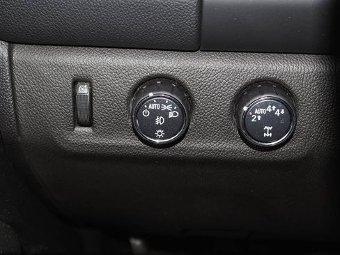 Certified 2021 Chevrolet Colorado LT w/ LT Convenience Package AWD/4WD image 19