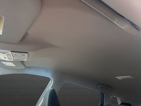 Used 2025 Nissan Rogue SV image 11