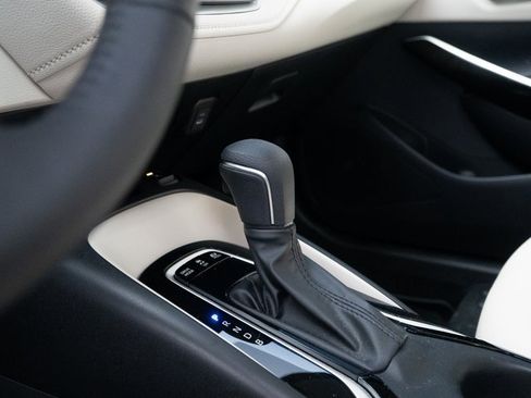 Used 2025 Toyota Corolla XLE image 27