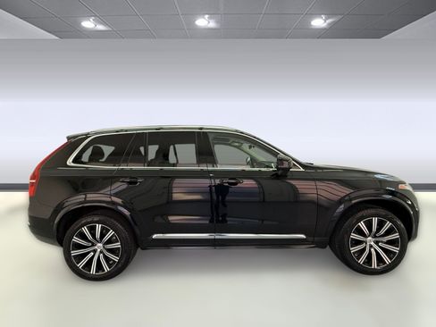 Used 2025 Volvo XC90 B6 Plus image 7