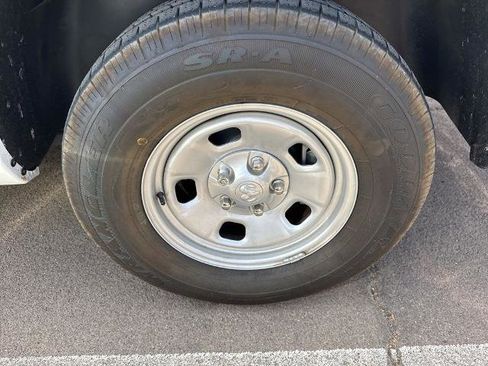 Used 2018 RAM 1500 Express RWD image 13