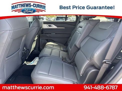 New 2026 Ford Explorer Active w/ Active Comfort Package image 12