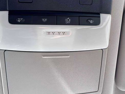 Used 2023 Nissan Rogue SV image 17