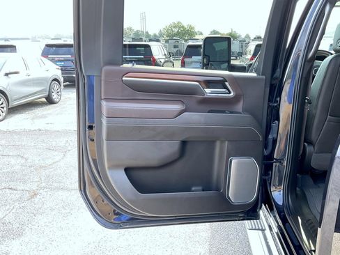 Certified 2024 GMC Sierra 2500 Denali w/ Denali Reserve Package AWD/4WD image 20
