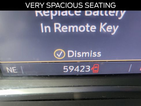 Used 2020 GMC Acadia SLT w/ LPO, Floor Liner Package FWD image 27
