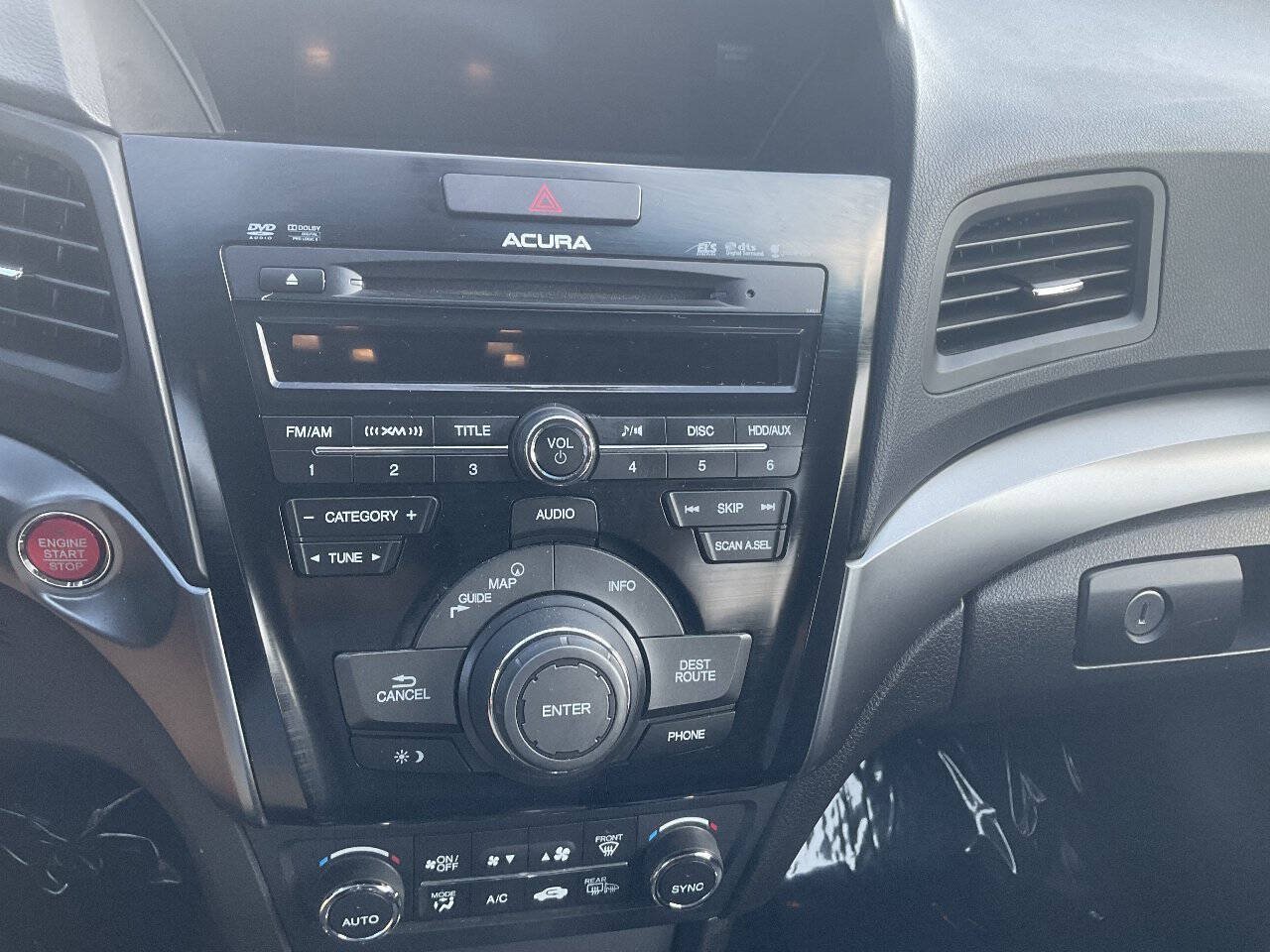 Used 2014 Acura ILX w/ Technology Package FWD image 18