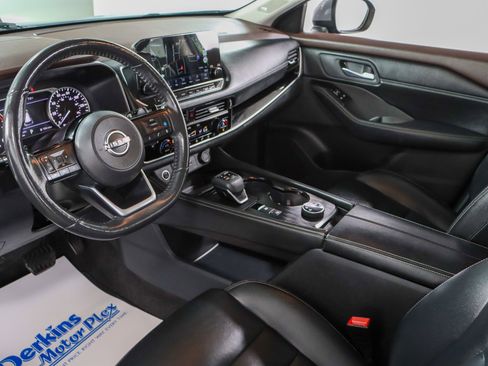 Used 2022 Nissan Rogue SL w/ SL Premium Package image 25