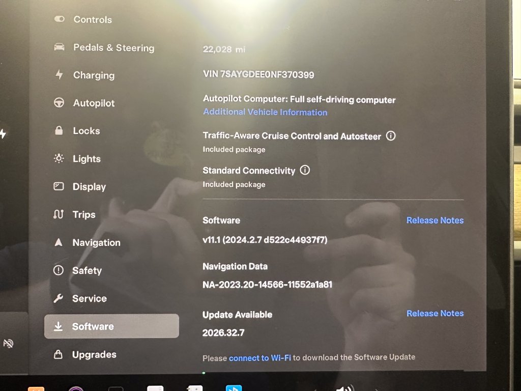 Used 2022 Tesla Model Y Long Range AWD/4WD image 2